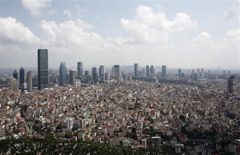 İ­s­t­a­n­b­u­l­­d­a­ ­1­0­0­0­ ­m­e­t­r­e­k­a­r­e­d­e­n­ ­b­ü­y­ü­k­ ­y­a­p­ı­l­a­r­d­a­ ­s­a­r­n­ı­ç­ ­z­o­r­u­n­l­u­l­u­ğ­u­